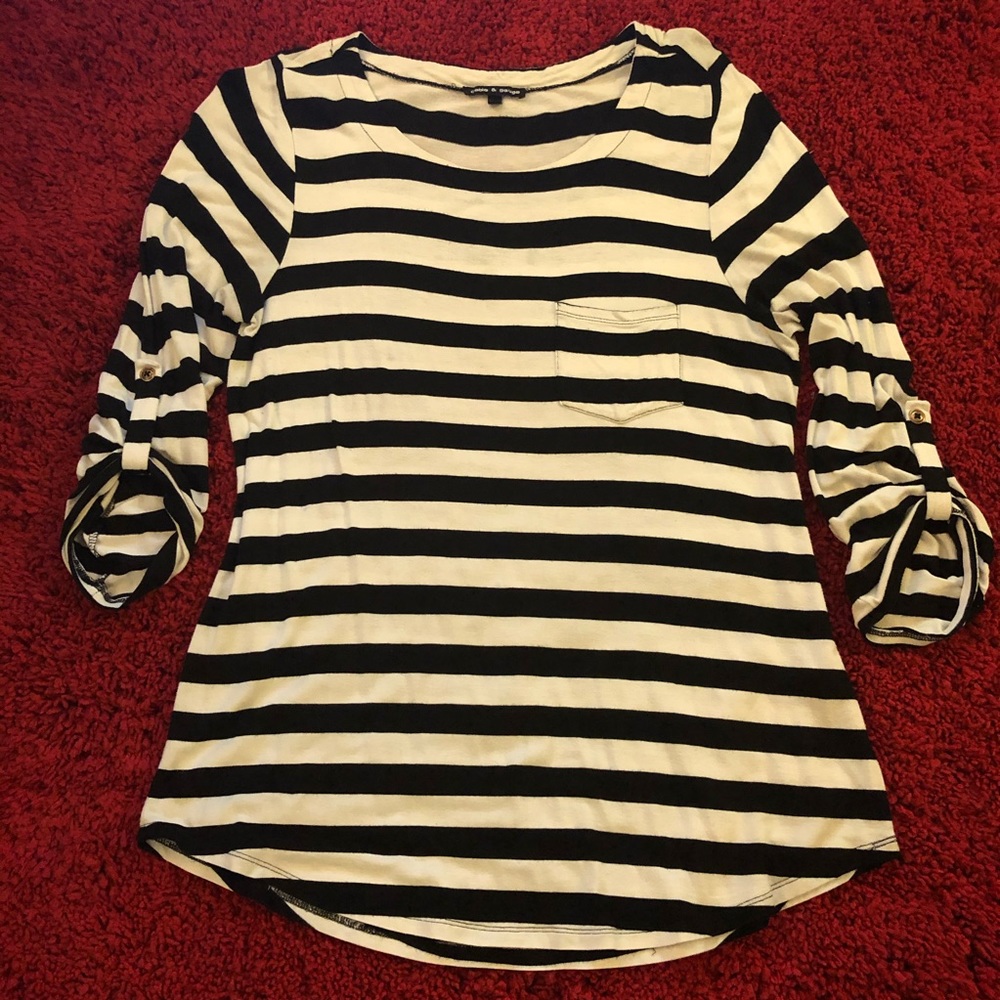 💝3 for $20 Black/White Cable & Gauge Shirt